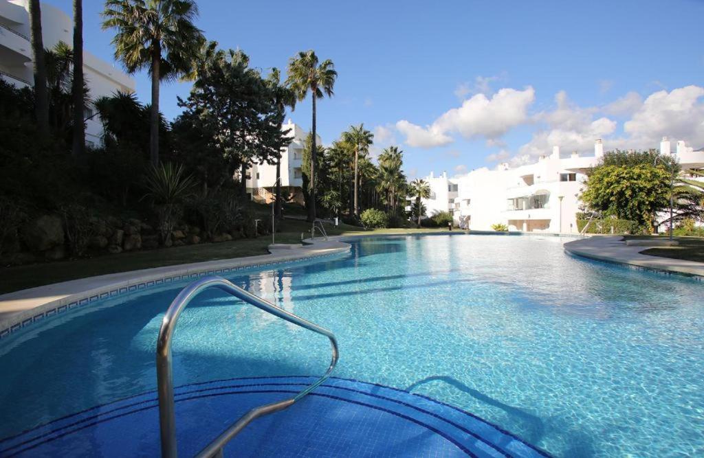 Estepona Golf Apartment Exterior photo