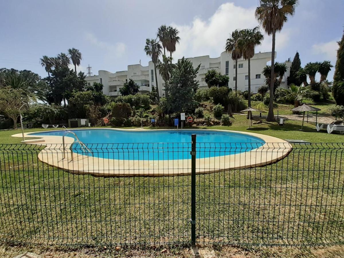 Estepona Golf Apartment Exterior photo